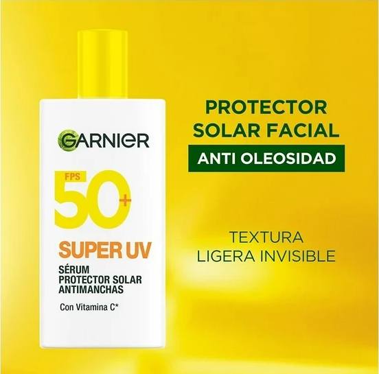 Protector Solar Facial Garnier Skin Active Antioleosidad Fluido Sin Color FPS 50+ con Vit C 40 ml